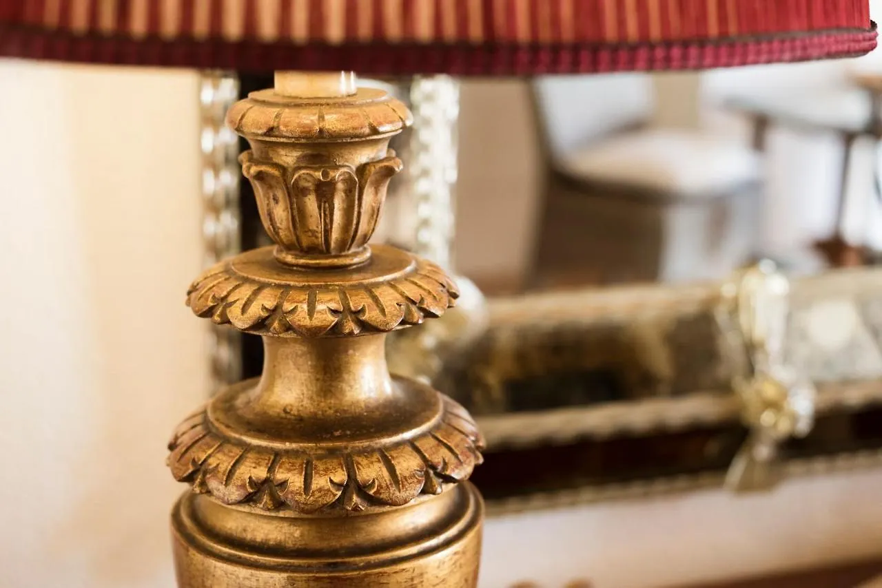 B&B Dimora Santa Margherita - Relais Di Charme 신기아노