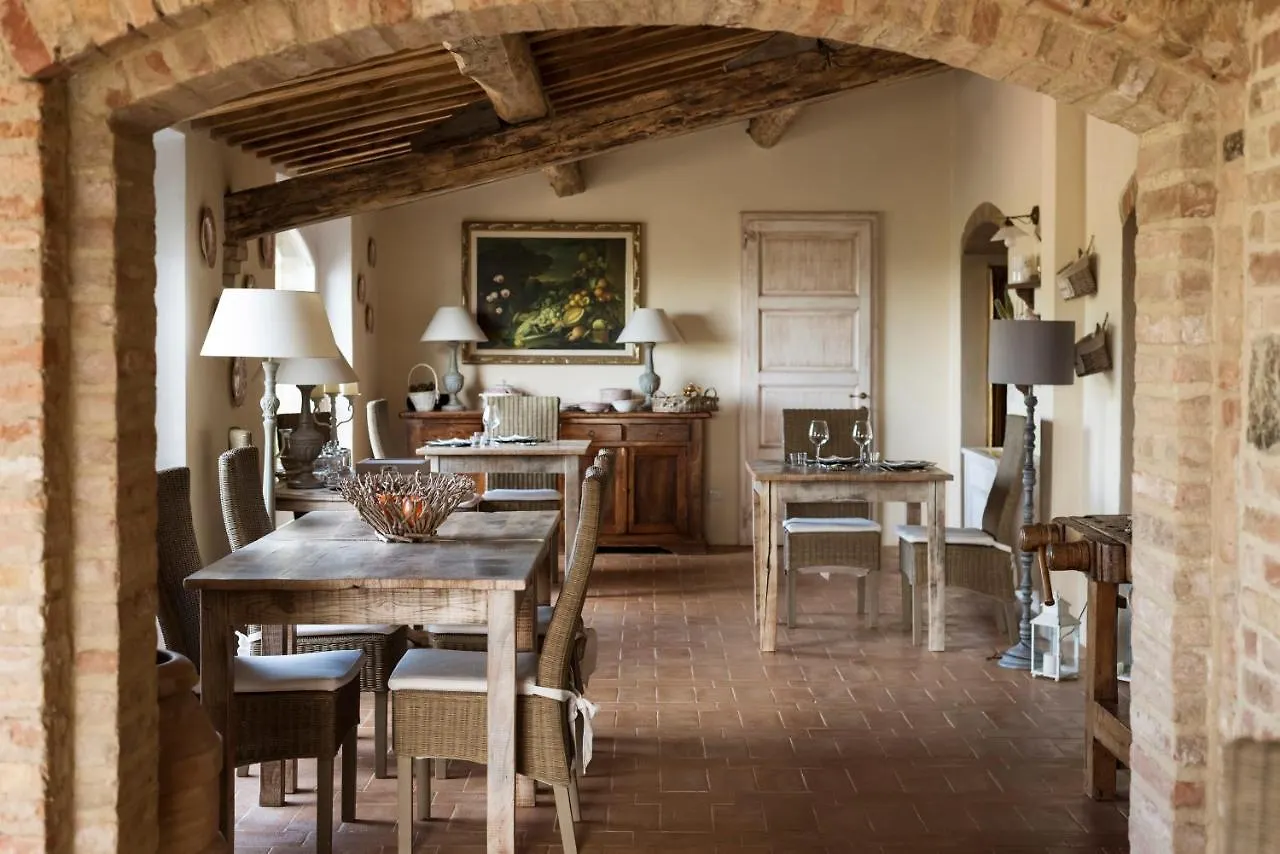 Dimora Santa Margherita - Relais Di Charme 신기아노 2*,  이탈리아
