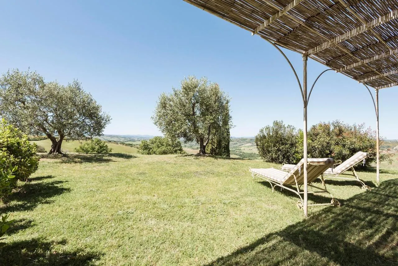 Dimora Santa Margherita - Relais Di Charme Cinigiano Bed & Breakfast